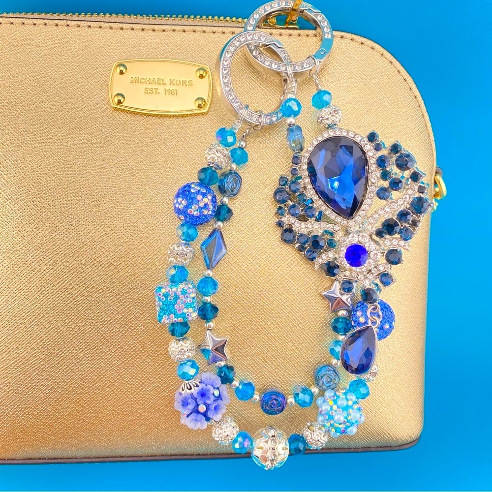 💙Luxury Bag/Phone Chain Charm/Keychain Sparkly Rhinestone Brooch & Crystal Beads
